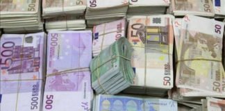 La incertidumbre generada por Pedro Sánchez puede hacer perder a España más de 4.000.000.000 de euros