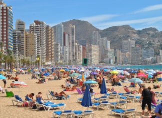 Las cifras de los turistas llegados a España indican que el sector anda «con síntomas de gripe»