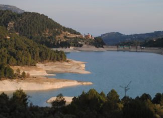 El estado de los embalses de las confederaciones del Júcar y Segura delatan que el agua de la gota fría se fue al mar