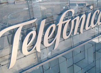 Telefónica quiere jubilar de su plantilla a los mayores de 53 años