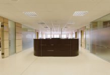 Atracan la notaría de San Vicentete del Raspeig (Alicante) a punta de pistola tras intimidar a los trabajadores