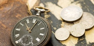 La cápsula del tiempo. Ovnis sobre Alicante. Entrevista exclusiva con Alejandro Mollá, autor de la grabación.