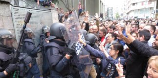 La Guardia Civil detiene a nueve independentistas que planeaban acciones violentas y terroristas con fines secesionistas