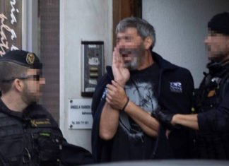 Los nueve arrestados del CDR, que ya habían probado los explosivos en una cantera, preparaban también un ataque contra el cuartel de Canovellas.