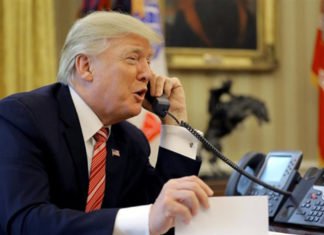 Donald Trump asegura que revelará hoy el contenido de su llamada con el presidente de Ucrania