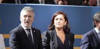 El ministro Marlaska reunió a altos mandos para reprocharles no haber facilitado información suficiente antes de la operación CDR