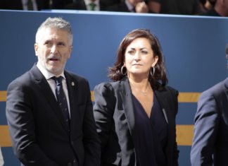 El ministro Marlaska reunió a altos mandos para reprocharles no haber facilitado información suficiente antes de la operación CDR