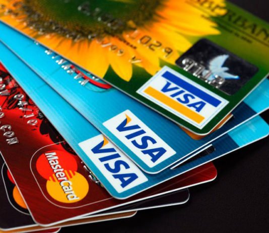 La normativa PSD2 nos libera de dar el número de nuestra tarjeta bancaria al comprar por internet