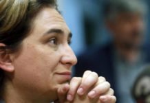 Barcelona entera clama pidiendo la dimisión de Ada Colau menos el PSOE que la colocó en la poltrona
