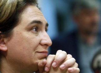 Barcelona entera clama pidiendo la dimisión de Ada Colau menos el PSOE que la colocó en la poltrona