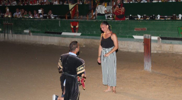 El Castillo Conde de Alfaz se convierte en lugar romántico para enamorados entre luchas medievales