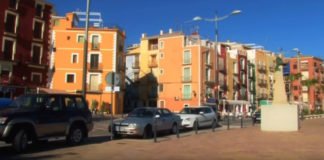 El PP de Villajoyosa solicita que se modernicen los limitadores de estacionamiento de los vados en la localidad
