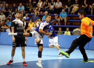 El Balonmano Benidorm deja escapar dos puntos frente al Valladolid pese a su buen juego