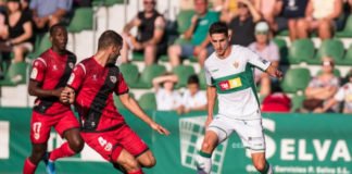 Elche y Rayo Vallecano empatan y siguen sumando en la clasificación de Segunda División