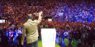 Vox es ya tercero en las encuestas y prepara el arranque de campaña en Barcelona