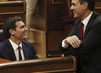 «Cs levanta el veto al PSOE» Rivera se abre a pactar con Sánchez para que haya gobierno tras el 10-N