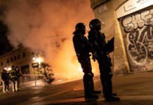 Las pérdidas en mobiliario urbano por los disturbios de Barcelona rondan los dos millones de euros y continuaran aumentando