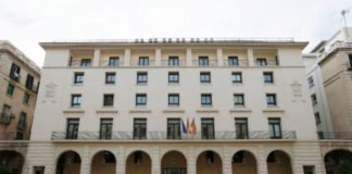 Juzgan a un hombre por abusar sexualmente de su propia hija de tres años en Alicante