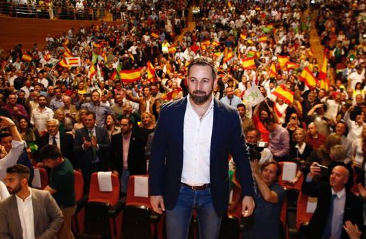 El CIS otorgará hoy una gran victoria al PSOE y colocará a Vox con casi cincuenta diputados en la noche del 10-N