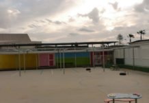 Los socialistas de Elche buscan ampliar un colegio público a base de aulas prefabricadas para sus alumnos