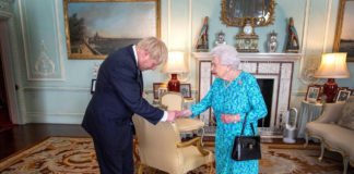 Los ingleses abandonarán la Unión Europea el 1 de noviembre tras el acuerdo pactado hoy con el resto de miembros