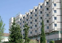 Cinco jóvenes heridos en un fatal accidente de tráfico en Almedinilla (Córdoba)