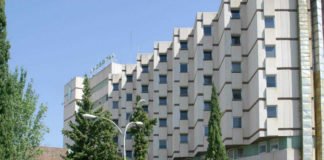 Cinco jóvenes heridos en un fatal accidente de tráfico en Almedinilla (Córdoba)