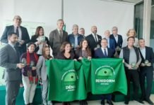 Denia y Benidorm logran «Bandera Verde» por su compromiso y acción en el reciclaje de vidrio