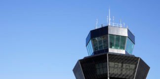 El aeropuerto de Murcia amplía en más de cien sus vuelos nacionales y al resto de los cinco continentes