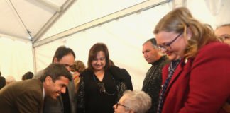 Los trabajos artesanales fruto del Hogar Provincial ya pueden disfrutarse en la navideña Diputación de Alicante