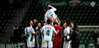 Un Elche en ascenso hace historia venciendo 2-0 al Rácing de Santander