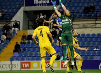 El Hércules se desangra tras su derrota en casa frente al Badalona por 1-2
