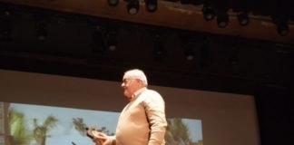 Este sábado pasado, Luis Rubio recoge el Primer premio de Belenistas 2019 de Alicante. Mutxamel ofrece uno de los belenes gigantes más espectaculares jamás vistos.