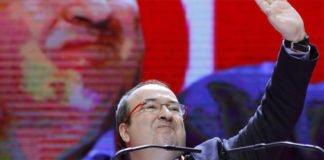 El PSC aprueba defender la definición de España como «nación de naciones»