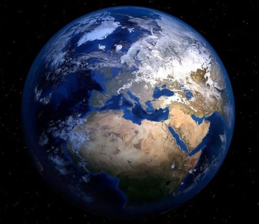 El polo magnético de la Tierra se traslada a velocidades nunca registradas en los últimos 500 años