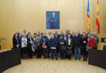 «El autobombo de los mediocres en Benidorm». Por José Antonio Corachán