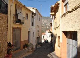 La ayuda a domicilio en los pueblos de las provincias valencianas duplica presupuesto en el año 2020