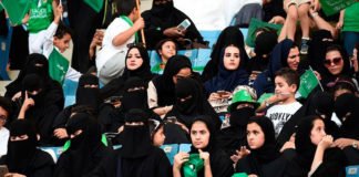 Valencia y Real Madrid atraen a los estadios saudíes a mujeres por primera vez en la historia del país
