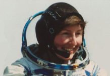 Helen Sharman, la primera astronauta inglesa en viajar al espacio, afirma rotundamente que los extraterrestres existen