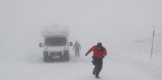 Alerta roja en buena parte del país por Gloria: aeropuertos cerrados y carreteras colapsadas
