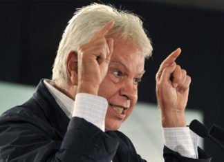 Felipe González se enfrenta a Sánchez y Zapatero: llama «tirano» a Maduro y pide que se reconozca a Guaidó