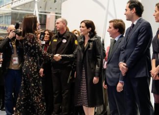 La Reina Letizia e Isabel Díaz Ayuso se encuentran en la jornada inaugural de Fitur 2020 en Madrid