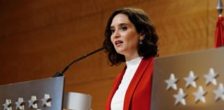 Madrid se blindará ante cualquier movimiento del gobierno de ultraizquierda de España de adoctrinamiento en las aulas