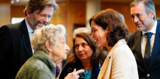 Díaz Ayuso anuncia que los alumnos de Madrid ampliarán sus estudios sobre la historia del pueblo judío