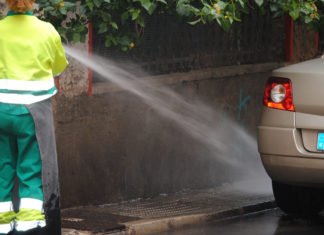Alicante incrementa en medio millón de euros el gasto en limpieza viaria