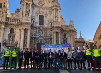 La Vuelta Ciclista a la Región de Murcia impulsa la declaración de Patrimonio Inmaterial de la Humanidad de los ‘Caballos del Vino’