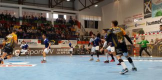 El Balonmano Benidorm cayó en Córdoba por un gol en el arranque de la segunda vuelta de la Liga Asobal