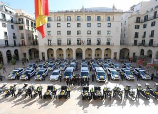 Alicante realiza una inversión de 1.300.000 euros en la flota de la Policía Local
