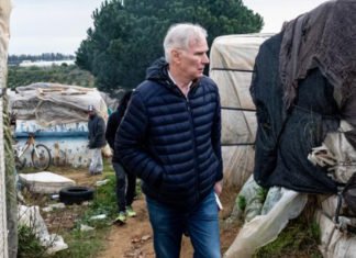 El relator de la ONU concluye que España «está fallando» a los más vulnerables y «no se toma en serio» los derechos sociales»