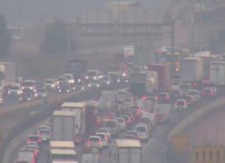 Un accidente en la AP-7 corta un carril y provoca seis kilómetros de retenciones en Barcelona